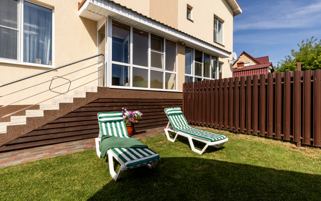 U Reki Volga V Gorode Samara Guest house