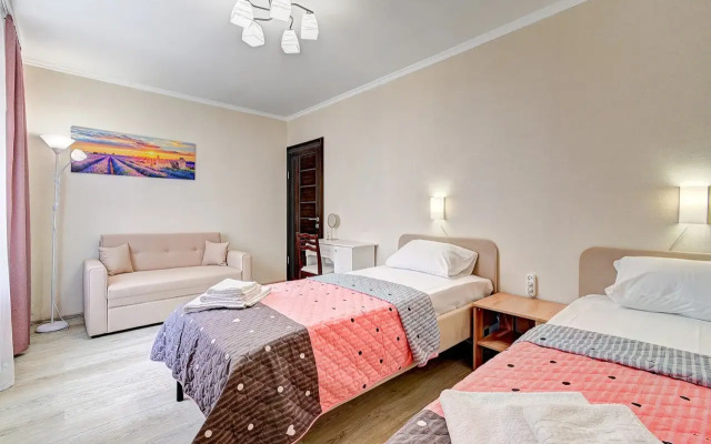 Dvukhkomnatnye V Taunkhause S Garazhom Mikrorayon Kudepsta Apartments