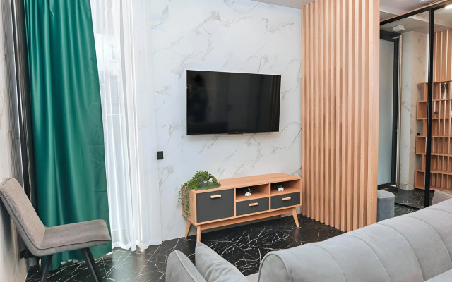 v Centre Sochi 10 Minut do Morya AK Arhitektor s Terrasoj i Dvumya Otdelnymi Spalnyami Lyuks Apartaments