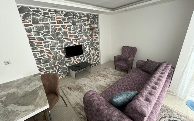 Gardenya Lara Suit Hotel
