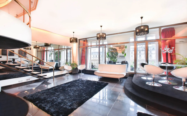 Апартаменты Up to 6 fantastic view Paris