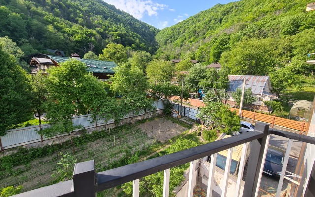 Kvartira S Kaminom Apartments