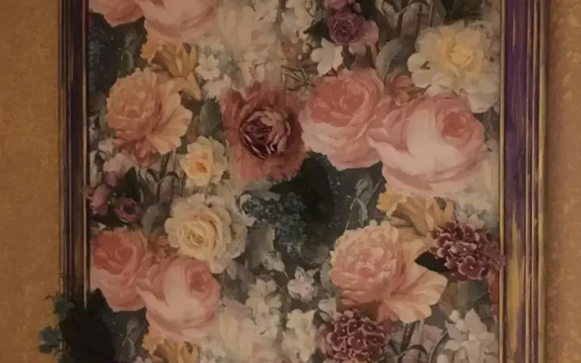 Отель Белый