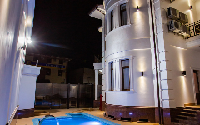 Ak Saray Hotel