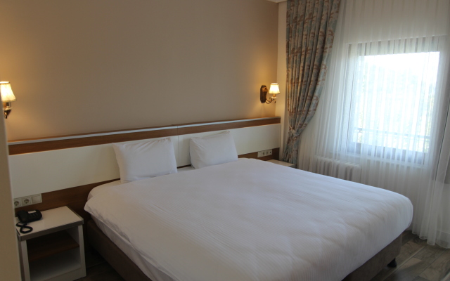 IRIS Hotel&Spa