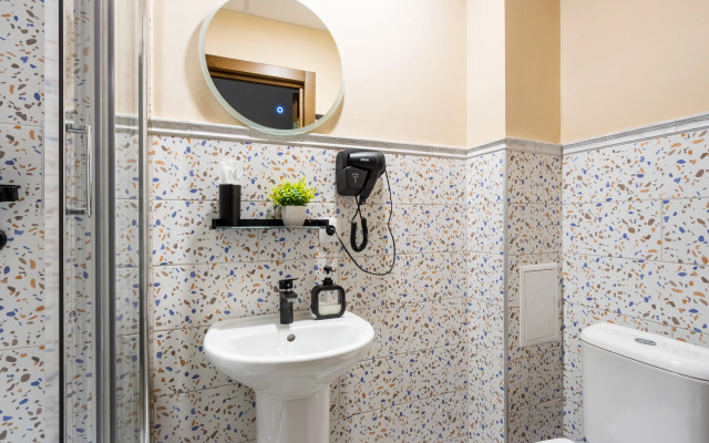 Grandora Ermitazh Furnished Rooms