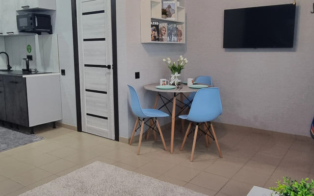 Novye 2 Komnatnye V Centre Neftyanikov  Apartaments