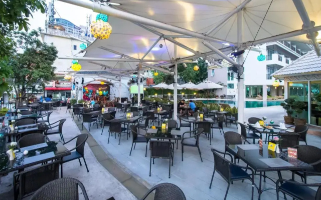 The Pattaya Discovery Beach Hotel Pattaya