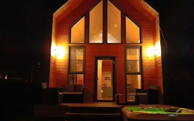 Barnhouse Alena_Aframe Chalet