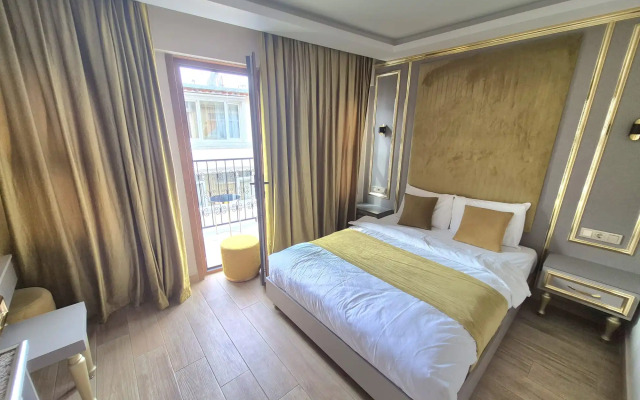 Отель Taksim La Marino