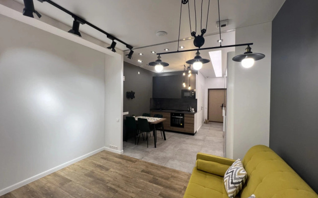 SKY INN Color Gold Apartment