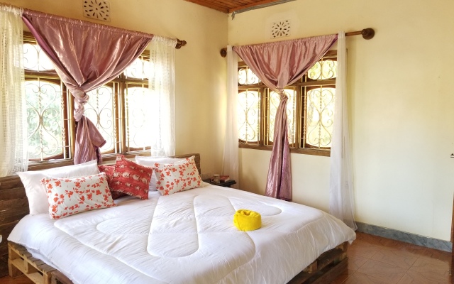 Bed&Breakfast Serengeti Unique