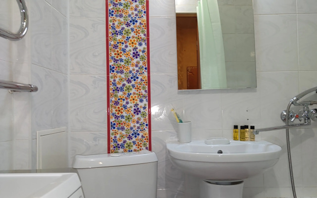 Komfortabelnaya kvartira v novom tsentre Flat