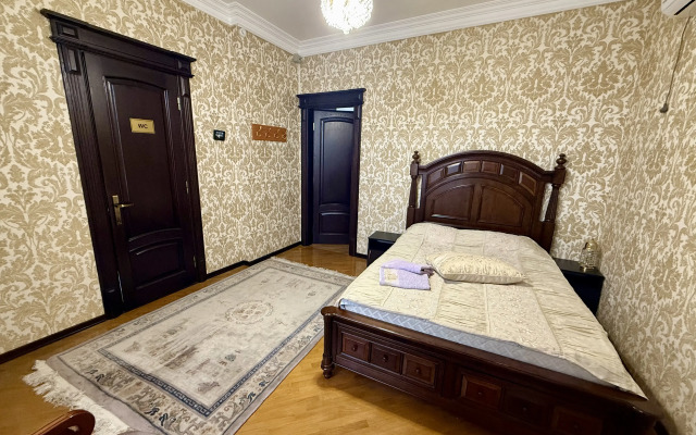 Trekhetazhniy Tur House V Kaspiyske Private house