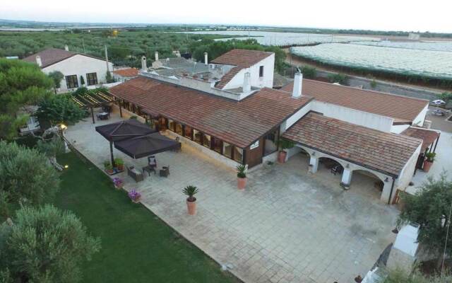 Agriturismo Masseria Alberotanza B&B and Restaurant BeBreakfast
