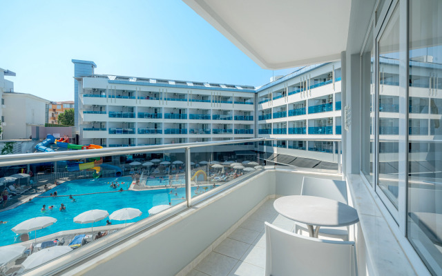 Avena Resort & Spa Hotel