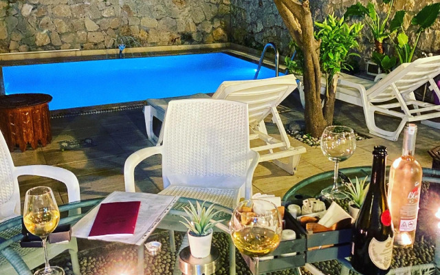 Kaleici Hotel