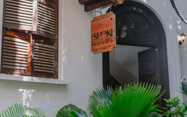 Shoki Shoki House Stone Town Hotel