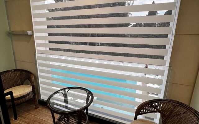 Апартаменты с большим бассейном