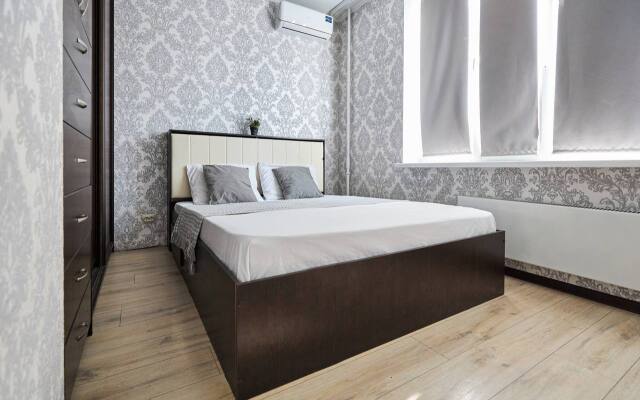 S Novym Remontom V Serdtse Rostova Apartments