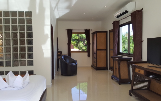 Hidelend - The Luxurious Tropical Villa - Pattaya Jomtien
