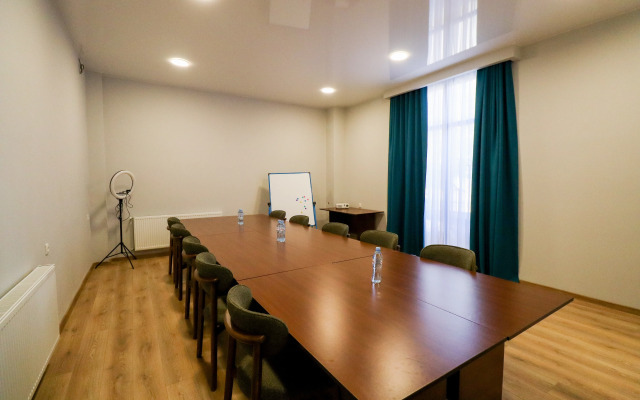 Hotel & restaurant Emerald Borjomi