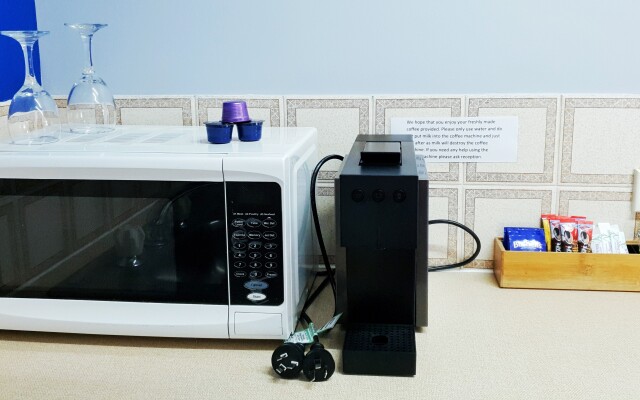 Отель Rockhampton Court Motor Inn