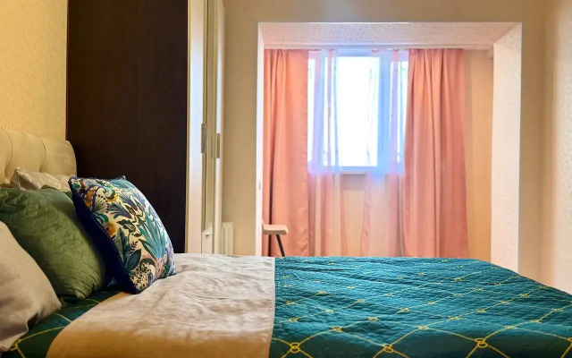 Квартира Уютная просторная рядом с Академией Единоборств