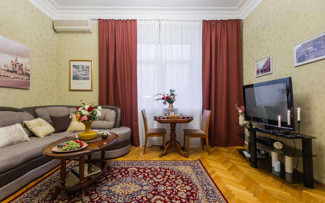 Gorod-M Na Novom Arbate Apartments