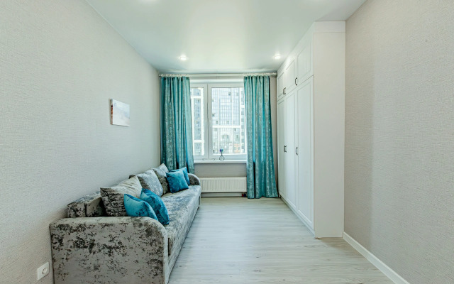 Sovremenny Zhiloy Kompleks Ryadom s Megoy Flat