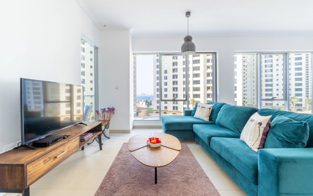 Excellent Panoramic 1BR at Attessa