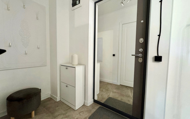 Апартаменты Уютная Студия с новым ремонтом на 1905 года