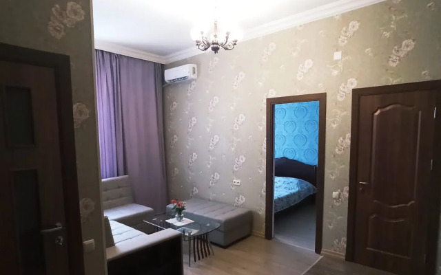 V Yerevane 3/2 Apartments
