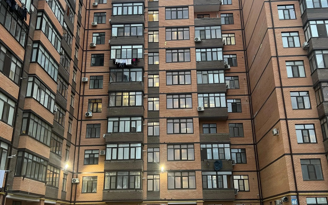 U Morya Khalilova 48b Flat