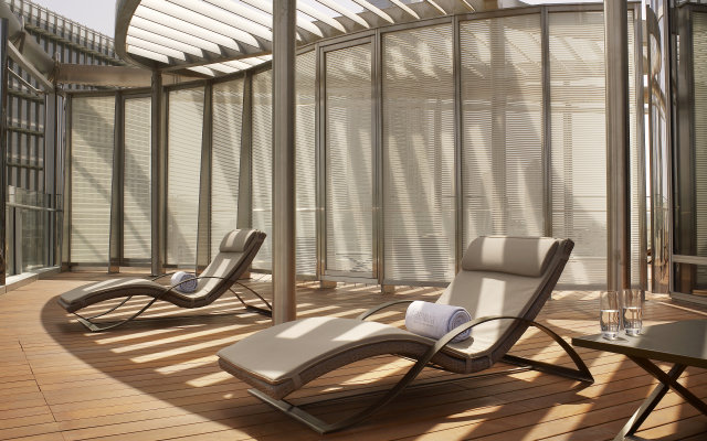 Armani Hotel Dubai, Burj Khalifa