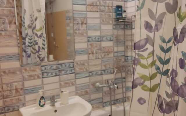 Апартаменты Новые с Закрытой Парковкой до 8 Гостей М4