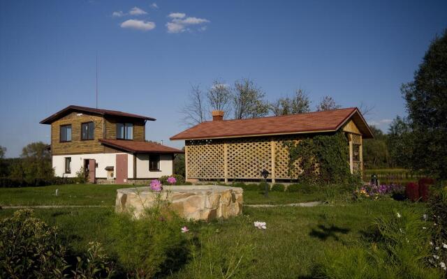 Usad'ba Olshanoe Guest house