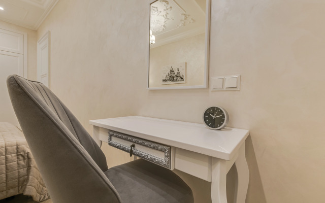 Апартаменты Люкс 101Апарт на Невском в Самом Центре