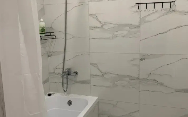 Апартаменты в ЖК Аквамарин 2408