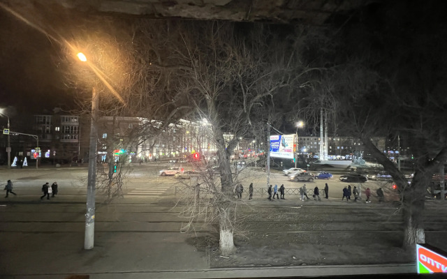 2-Komnatnye Cherez Dorogu ot Avtovokzala! Apartment