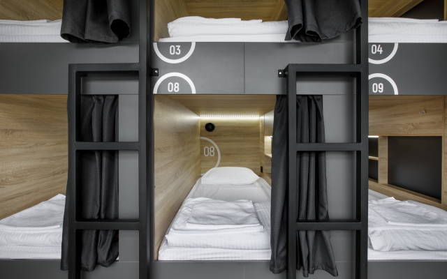 Luna Capsule Capsule Hotel