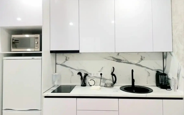 Квартира Уютная Светлая Студия Близко к Центру