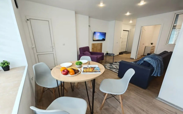 Квартира Светлая 2к по Тухачевского 49/4-41