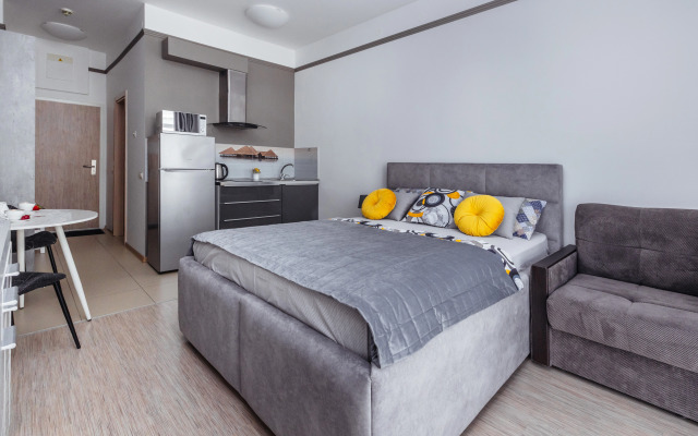 Na Ulitse Golubaya 1B Flat