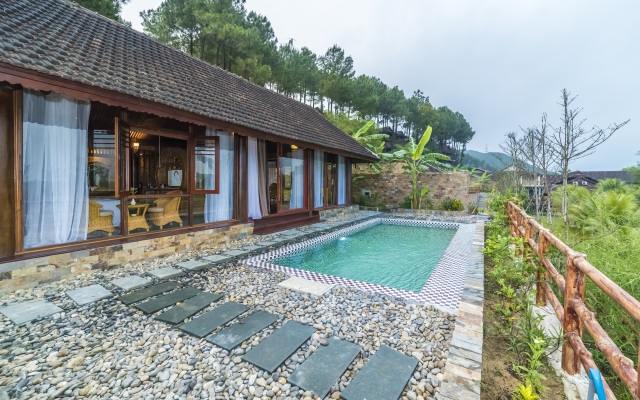 Sankofa Village Hill Resort and Spa Hotel