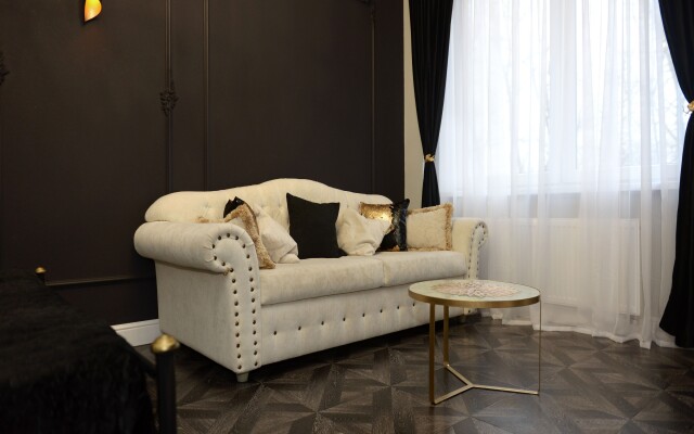 Апартаменты на Советском проспекте с камином