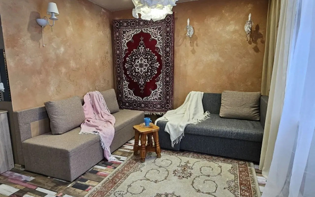 Квартира на Шахтёров 90