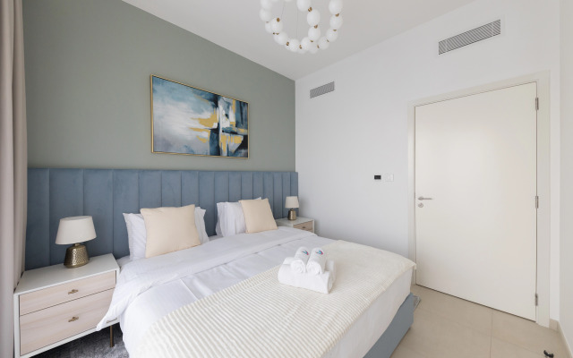 Welcome Home in Downtown Views Apartments
