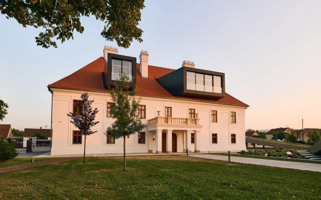 Отель Heritage Kurija Mihalović