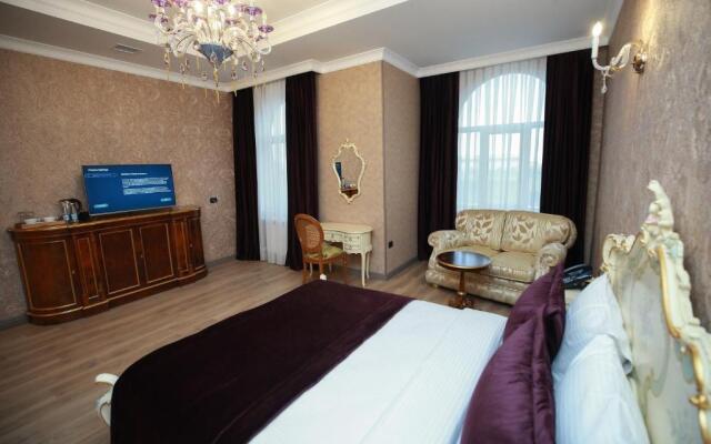 West Inn Hotel Baku